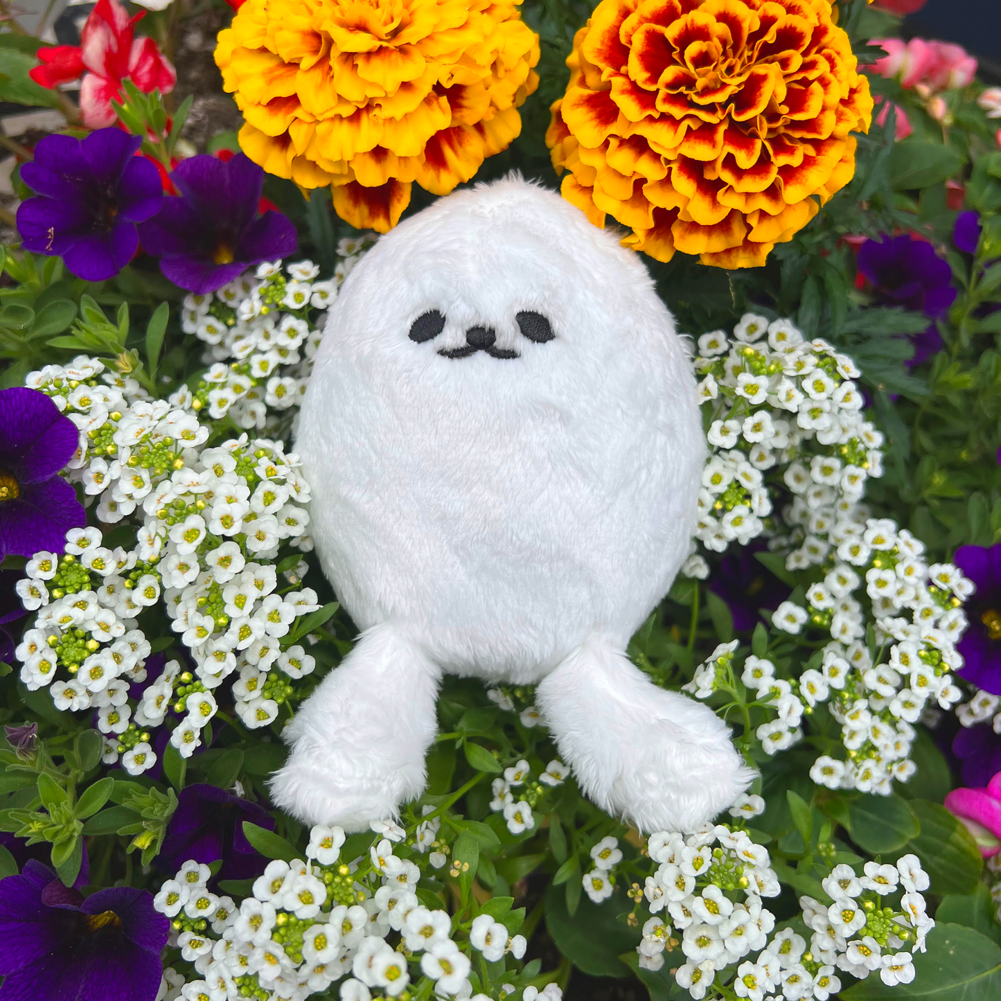 Eggdog Magnetic Shoulder Plush